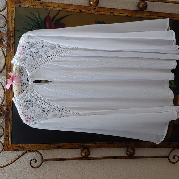 Lane Bryant Tops - Lane Bryant Romantic Lace Top w/ Chiffon Sleeves 18/20